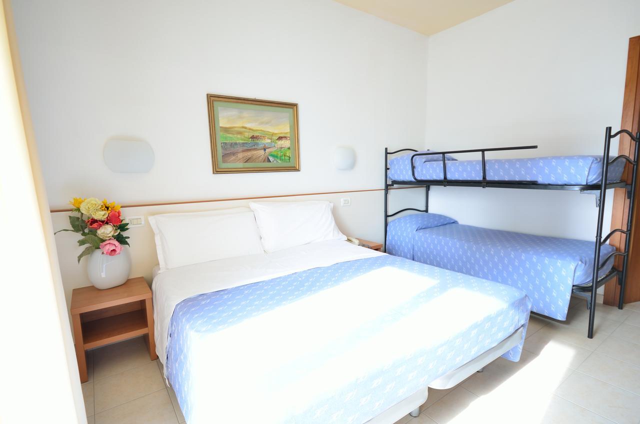 Hotel Man Lido Di Savio Ngoại thất bức ảnh